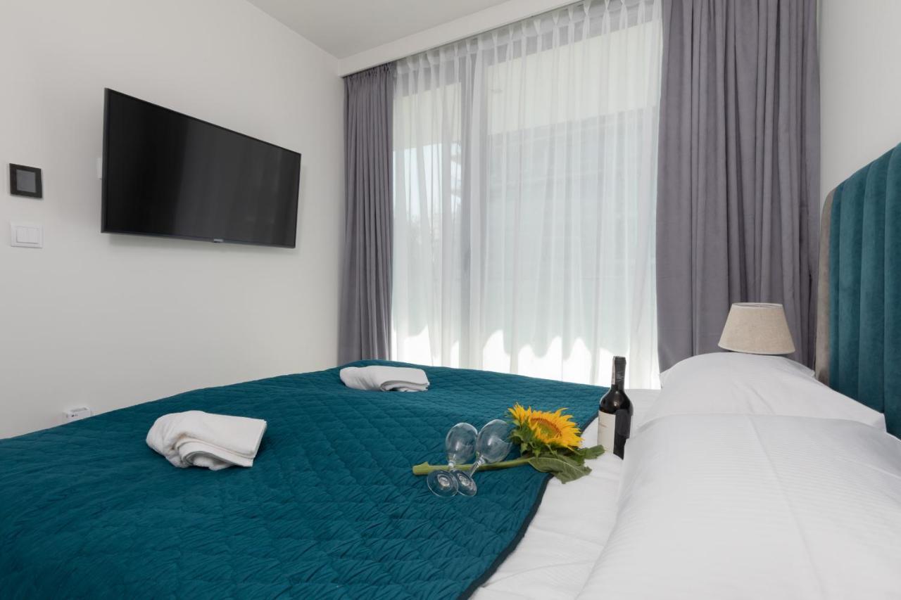 Royal Waves Resort & Spa - Apartment With Parking By Noclegi Renters Miedzyzdroje Exterior foto