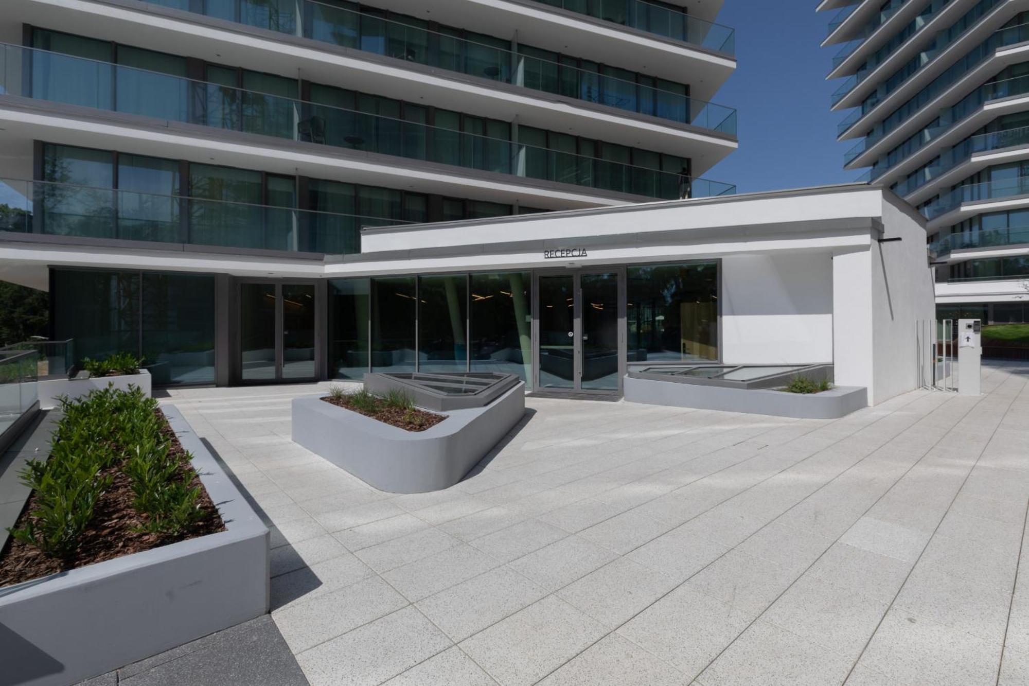 Royal Waves Resort & Spa - Apartment With Parking By Noclegi Renters Miedzyzdroje Exterior foto
