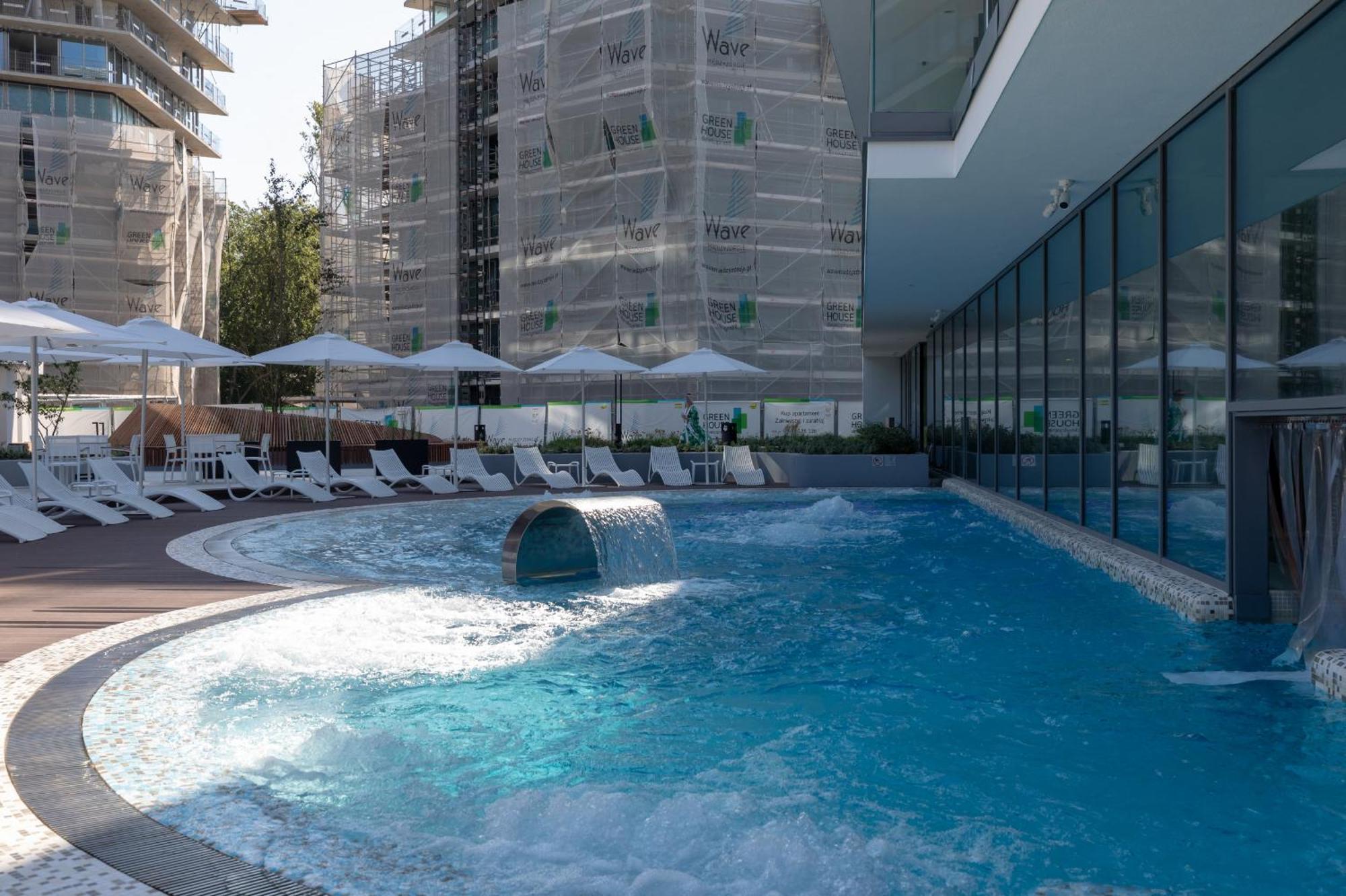 Royal Waves Resort & Spa - Apartment With Parking By Noclegi Renters Miedzyzdroje Exterior foto