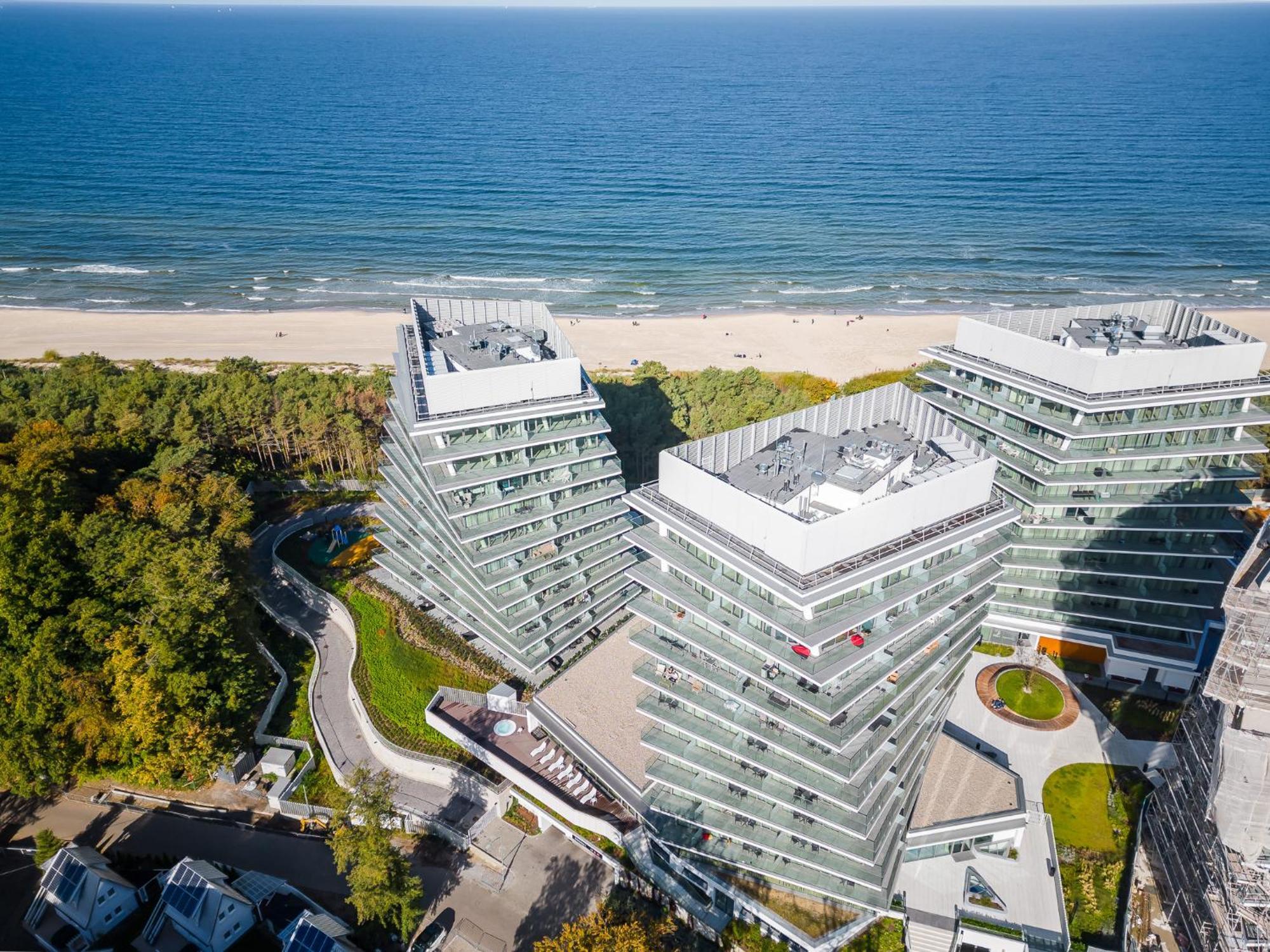 Royal Waves Resort & Spa - Apartment With Parking By Noclegi Renters Miedzyzdroje Exterior foto